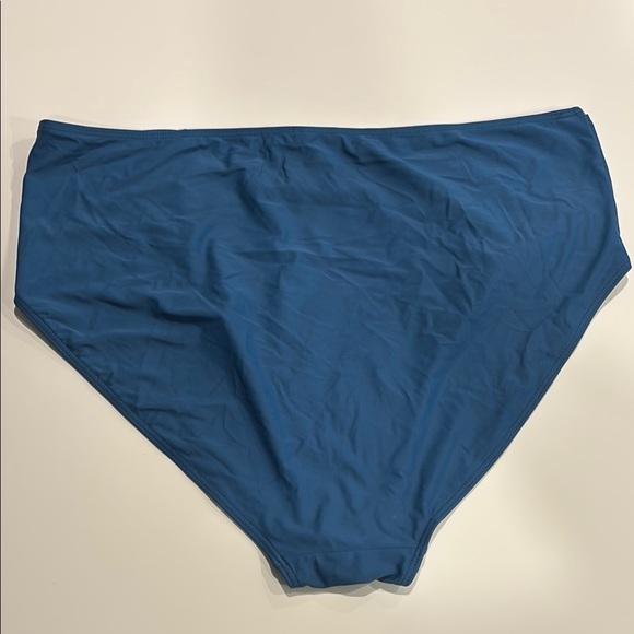 Latched Mama Blue and White Swim Bottom 4X - Picture 3 of 4